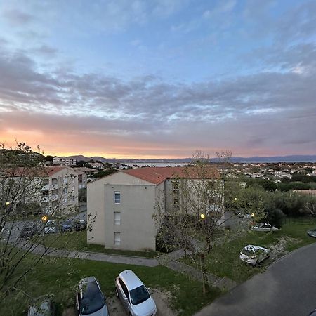 Superbe Duplex Refait A Neuf ! Apartamento Hyères Exterior foto