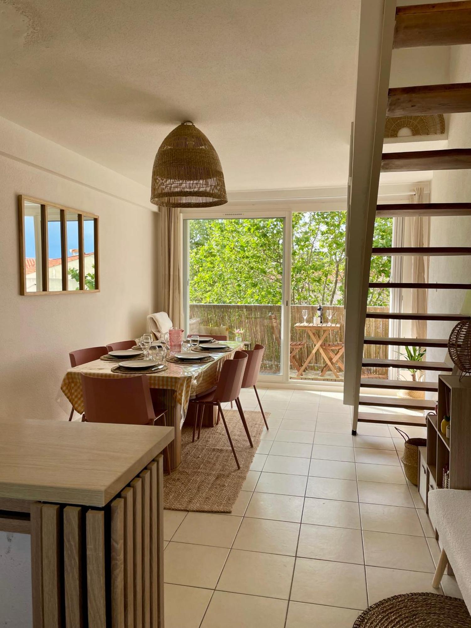 Superbe Duplex Refait A Neuf ! Apartamento Hyères Exterior foto