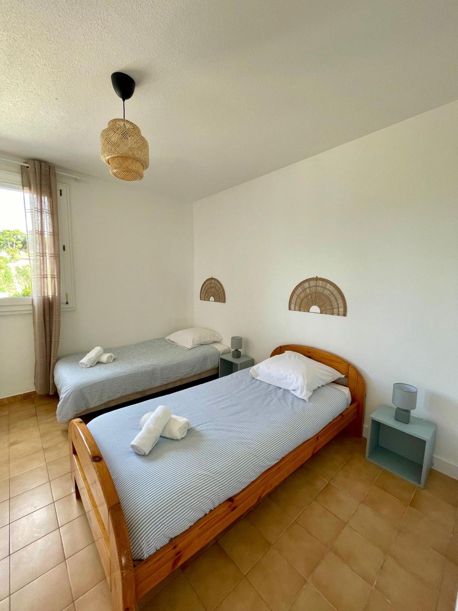 Superbe Duplex Refait A Neuf ! Apartamento Hyères Exterior foto
